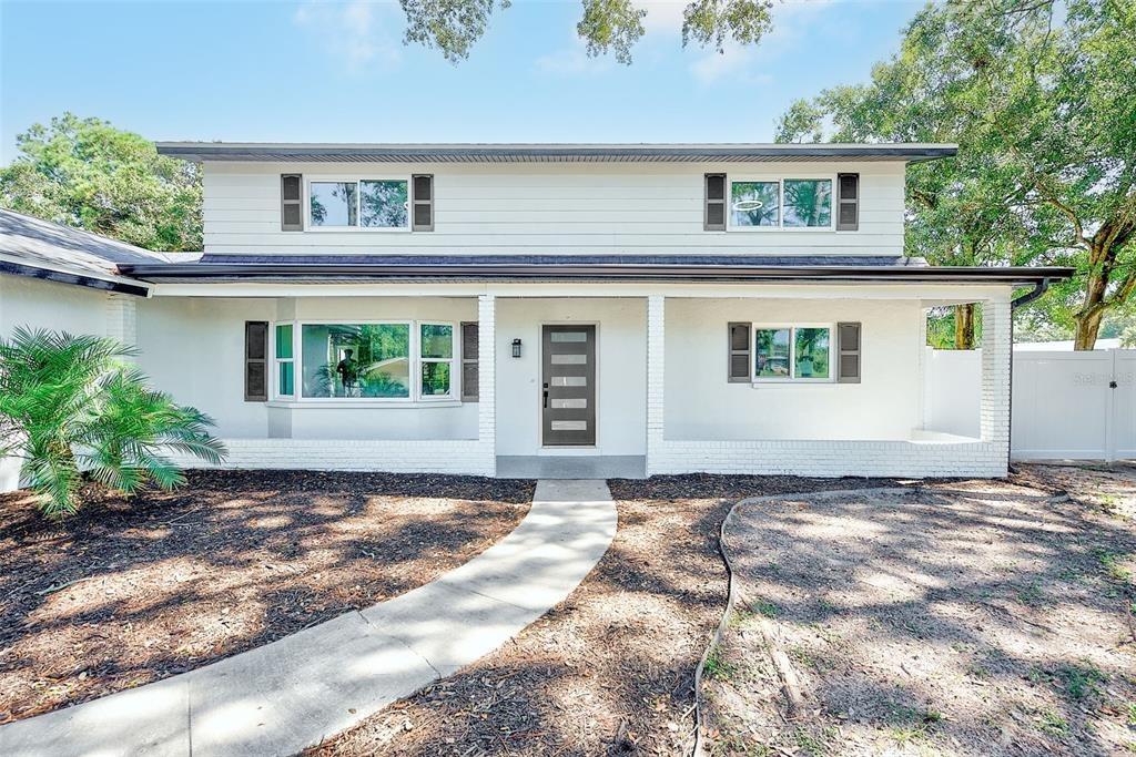 Oak Ln, Clearwater, FL 33764