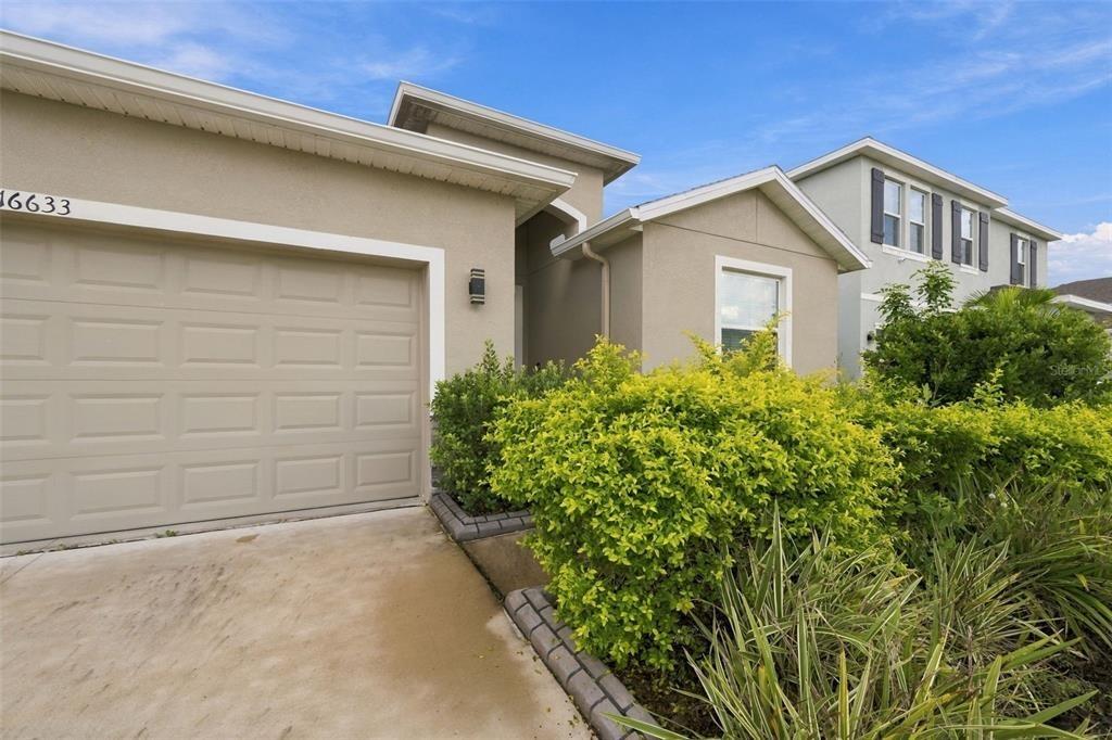 Mooner Plank Cir, Wimauma, FL 33598