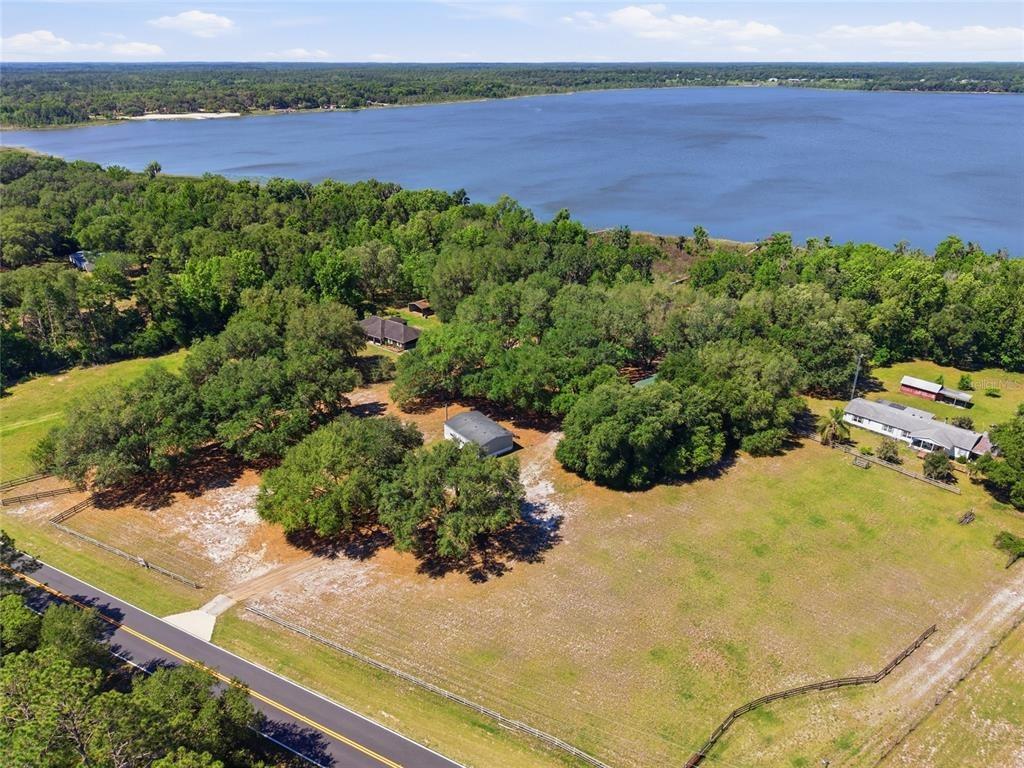 Se 183rd Avenue Rd, Ocklawaha, FL 32179