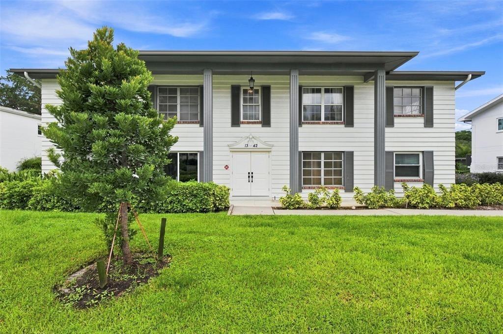 Snell Isle Blvd Ne, Saint Petersburg, FL 33704