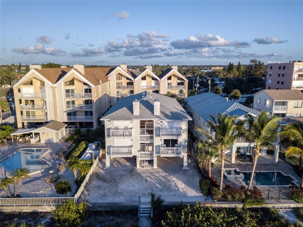 Beach Trl, Indian Rocks Beach, FL 33785
