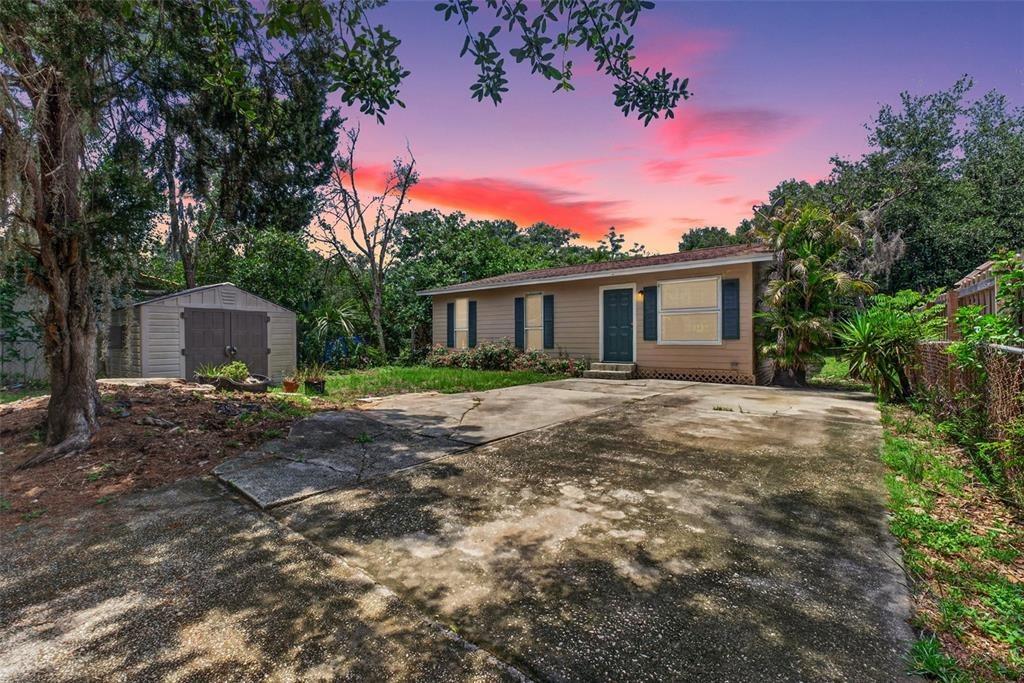 Pleasant Ave, Palm Harbor, FL 34683