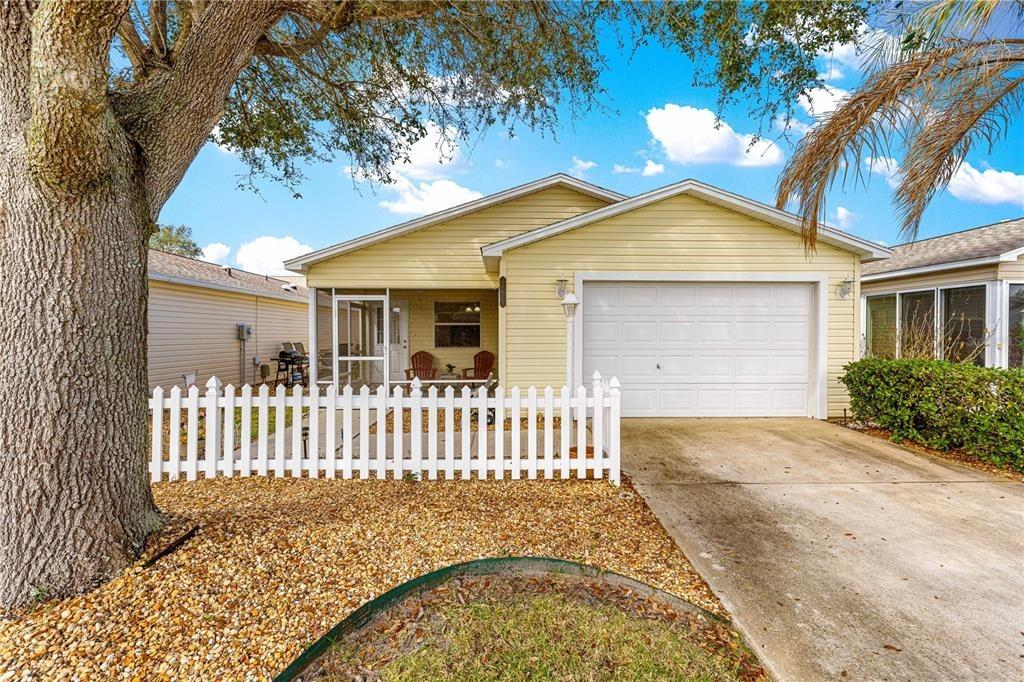 Se 94th Sunnybrook Cir, The Villages, FL 32162
