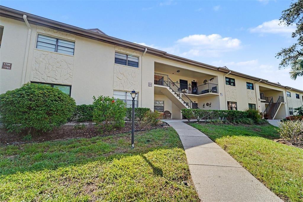 Seascape Cir, Tarpon Springs, FL 34689