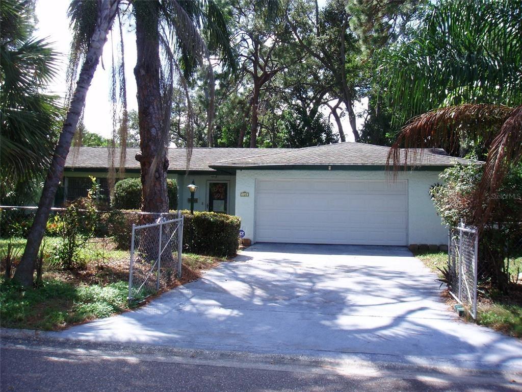 Sw Monroe Cir N, Saint Petersburg, FL 33703