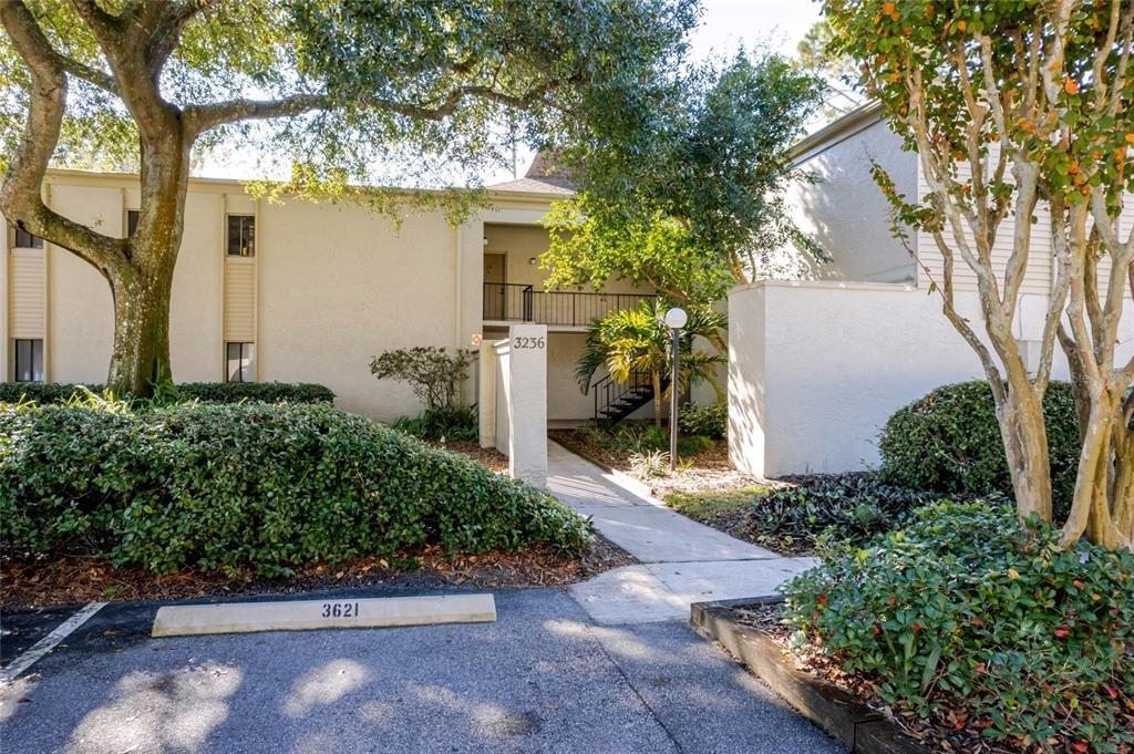 S Semoran Blvd, Orlando, FL 32822