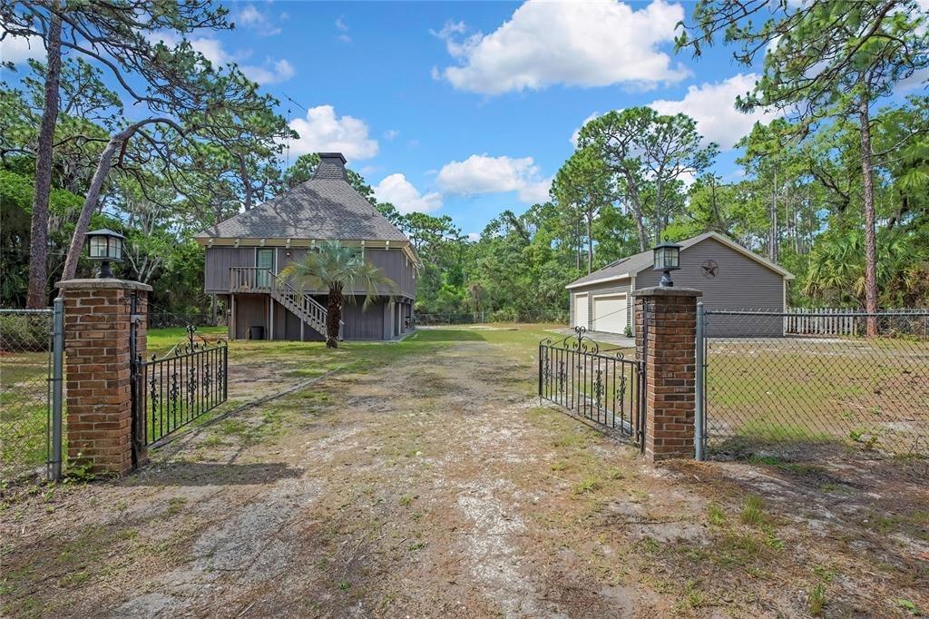 W Kingston Dr, Homosassa, FL 34448