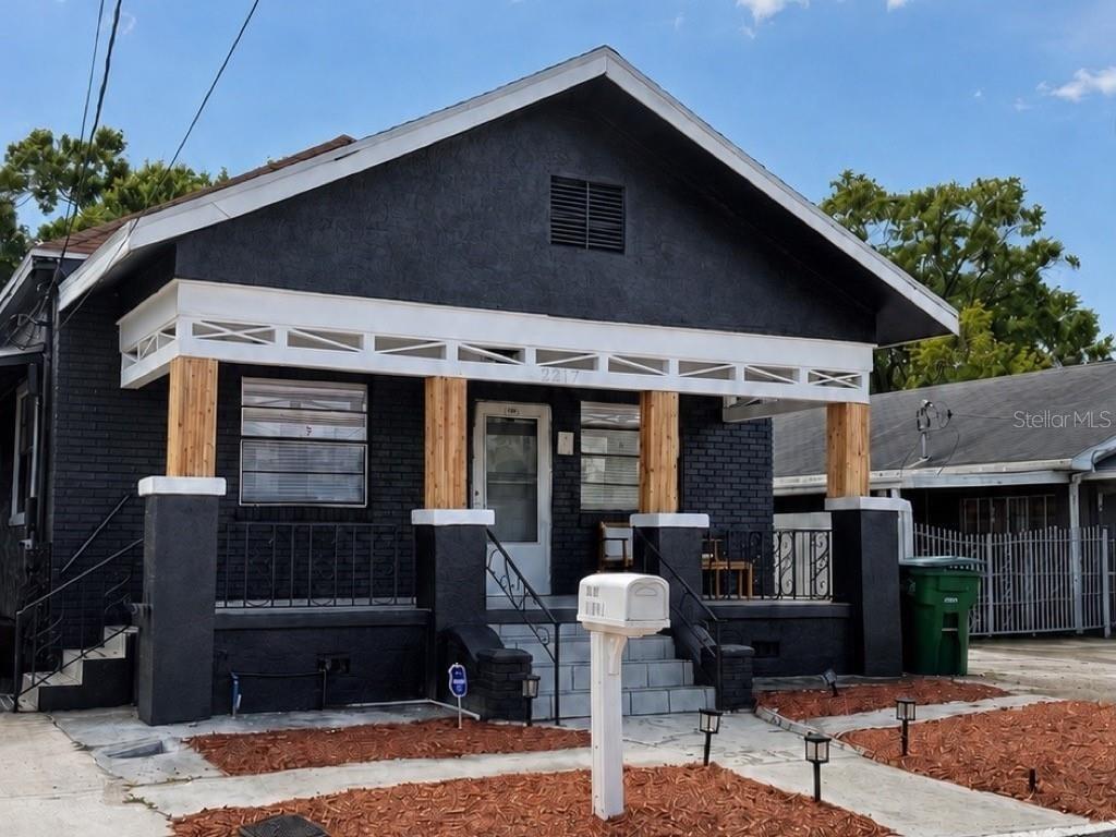 Corrine St, Tampa, FL 33605