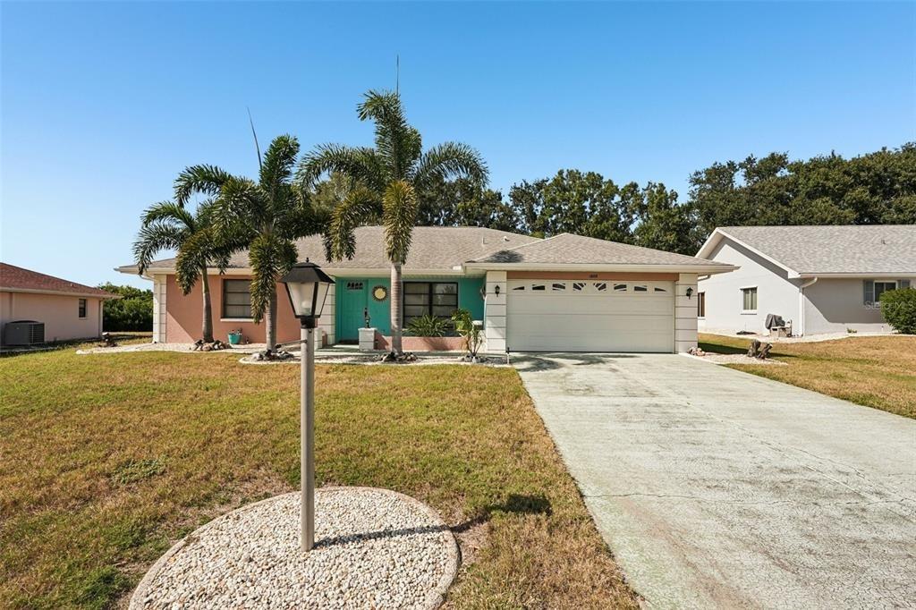 New Bedford Dr, Sun City Center, FL 33573