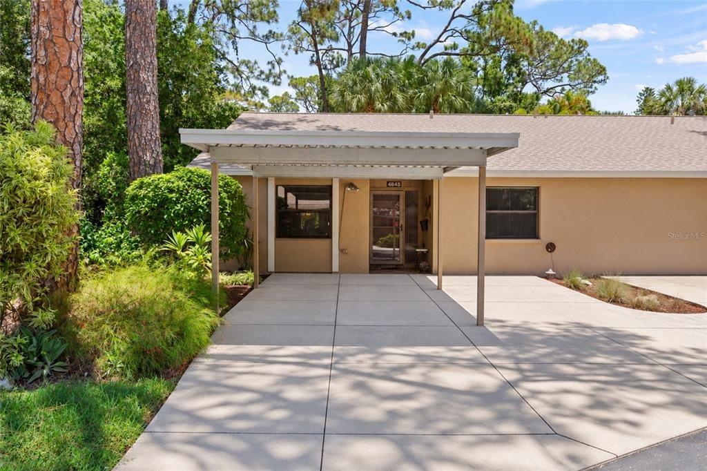 Village Gardens Dr, Sarasota, FL 34234