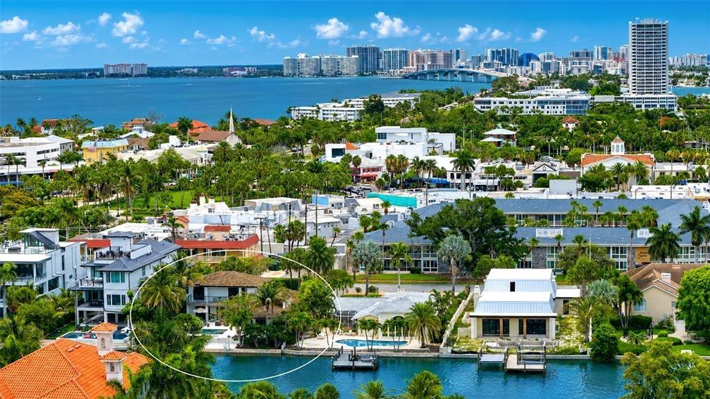 S Washington Dr, Sarasota, FL 34236