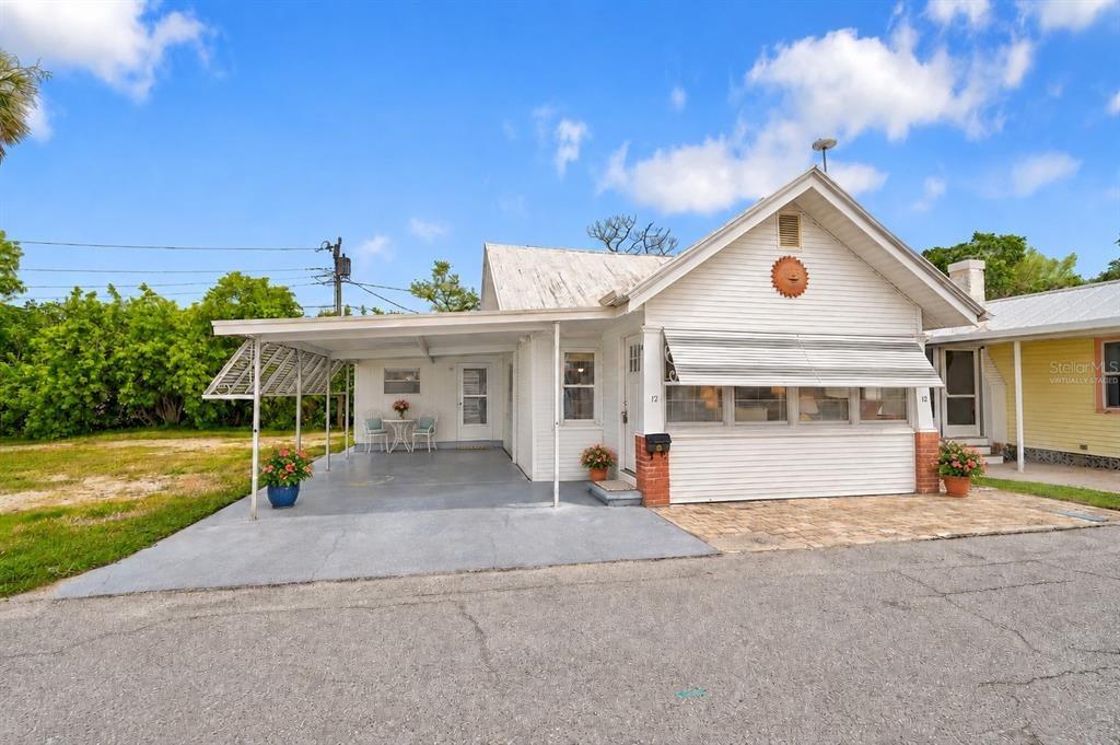 Lafayette St, Bradenton, FL 34208