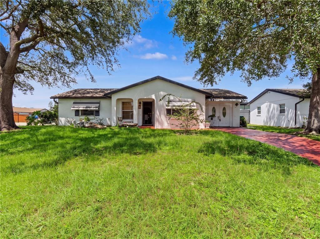 Toluca Dr, Kissimmee, FL 34743