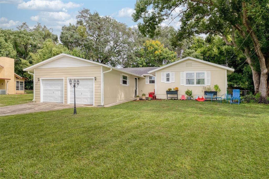 Angeles Rd, Debary, FL 32713
