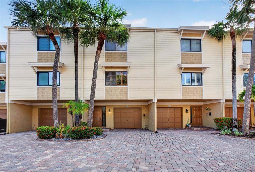 Sandy Hook Rd, Treasure Island, FL 33706