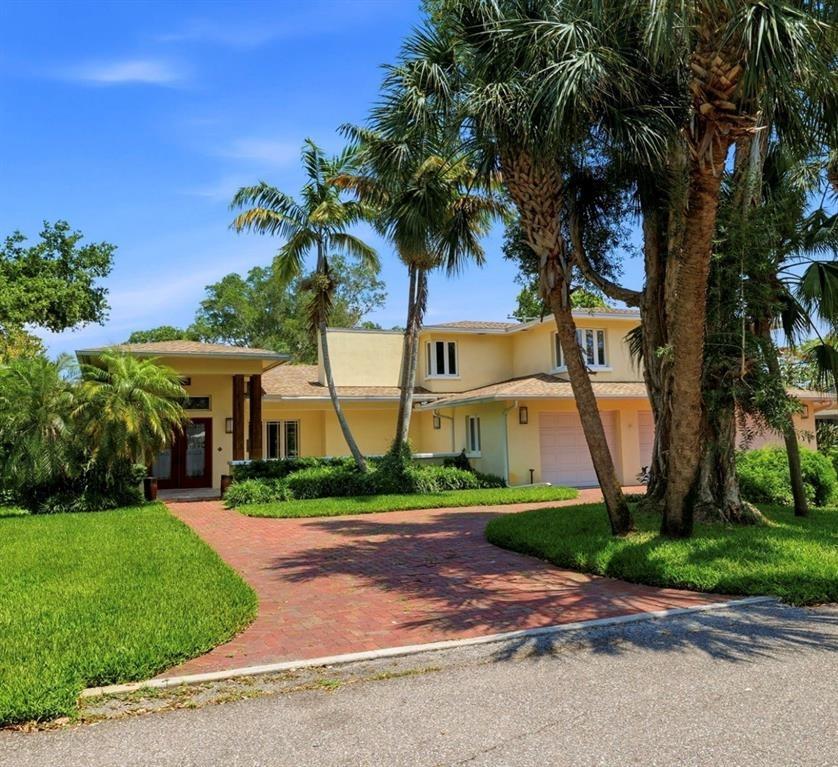 2nd St S, Saint Petersburg, FL 33705