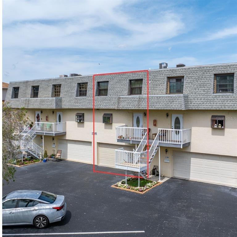 2nd St E, Treasure Island, FL 33706