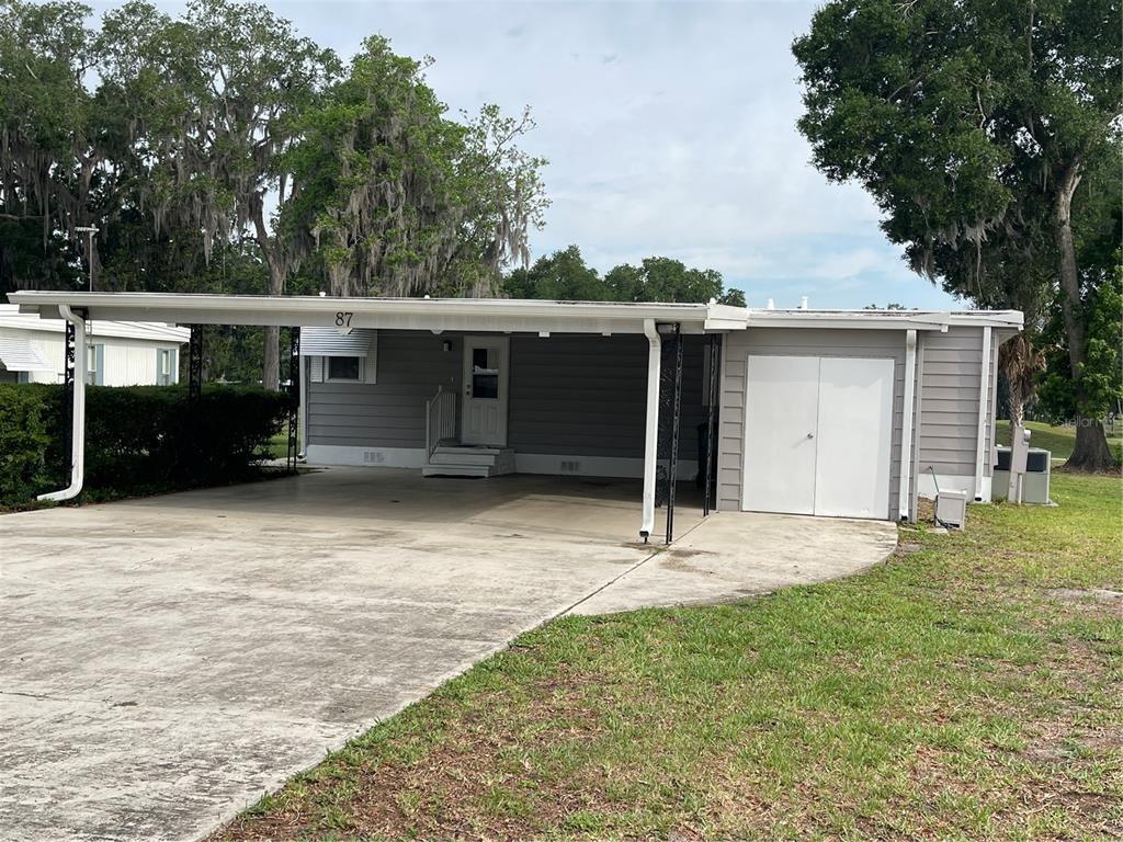 N Bobwhite Rd, Wildwood, FL 34785
