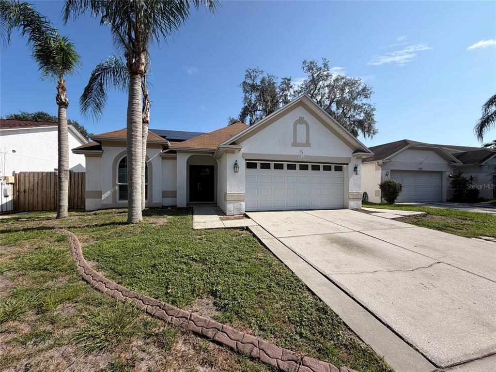 Tiger Wood Ct, Valrico, FL 33596