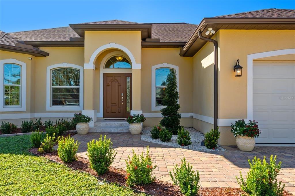 Colleen St, Sarasota, FL 34231