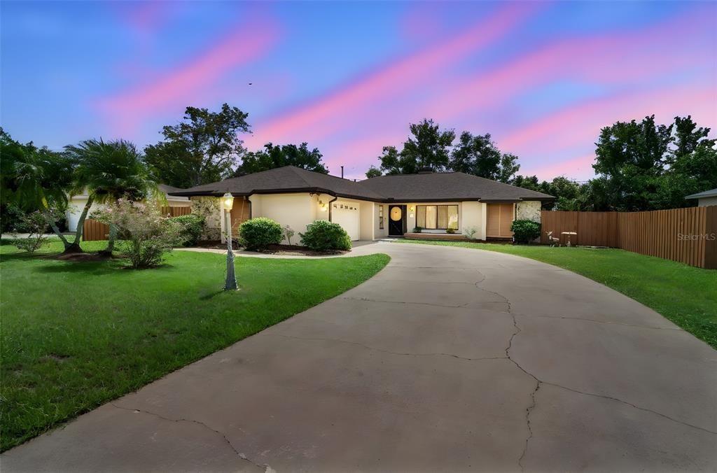 Matterhorn St, Deltona, FL 32725