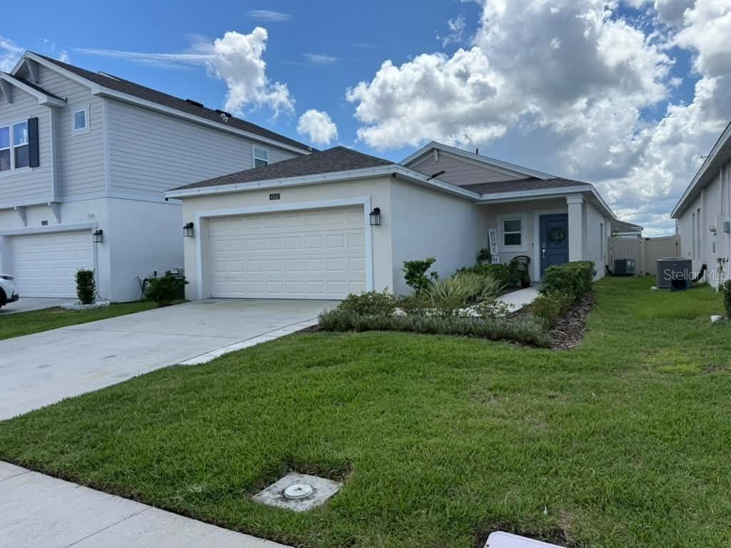 Pebbles Throw Dr, Kissimmee, FL 34746