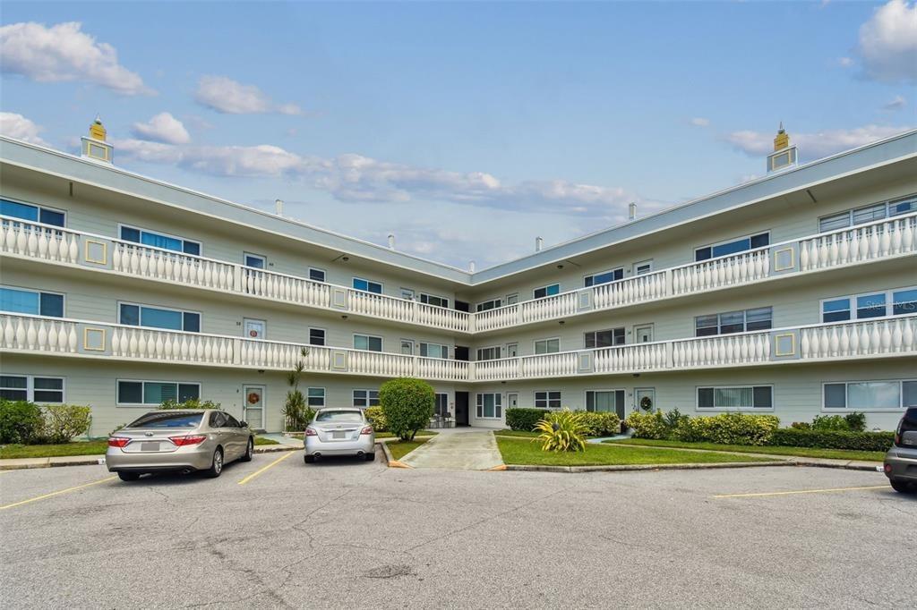 Costa Rican Dr, Clearwater, FL 33763