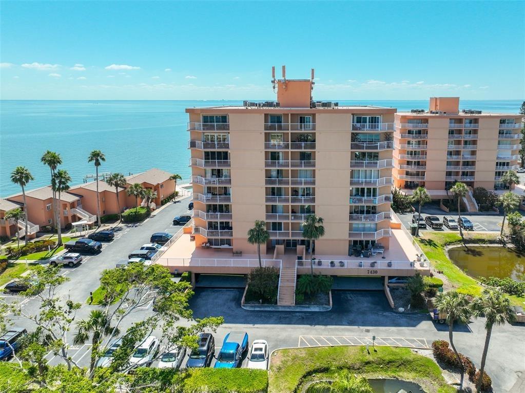 Sunshine Skyway Ln S, Saint Petersburg, FL 33711