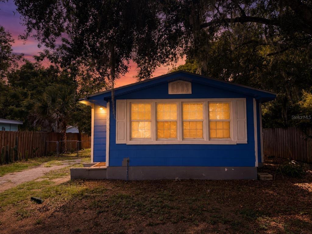 S Rhodes St, Mount Dora, FL 32757