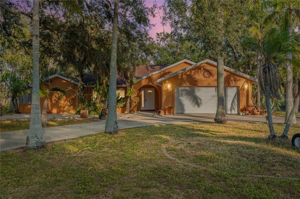 29th St E, Bradenton, FL 34208