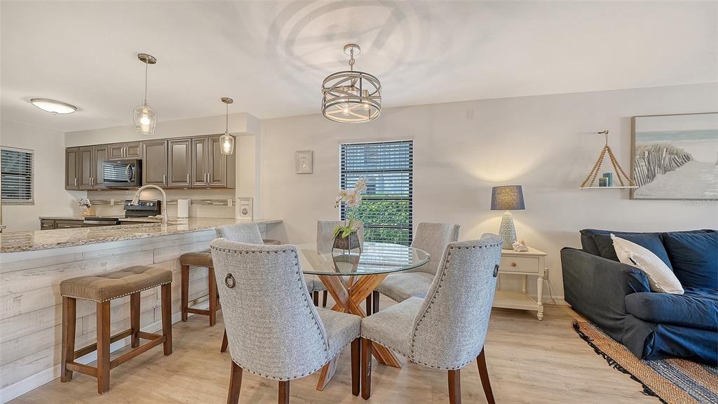 Dockside Pl, Sarasota, FL 34242