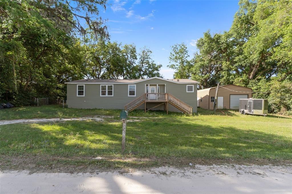 Coleen Ave, Zephyrhills, FL 33540