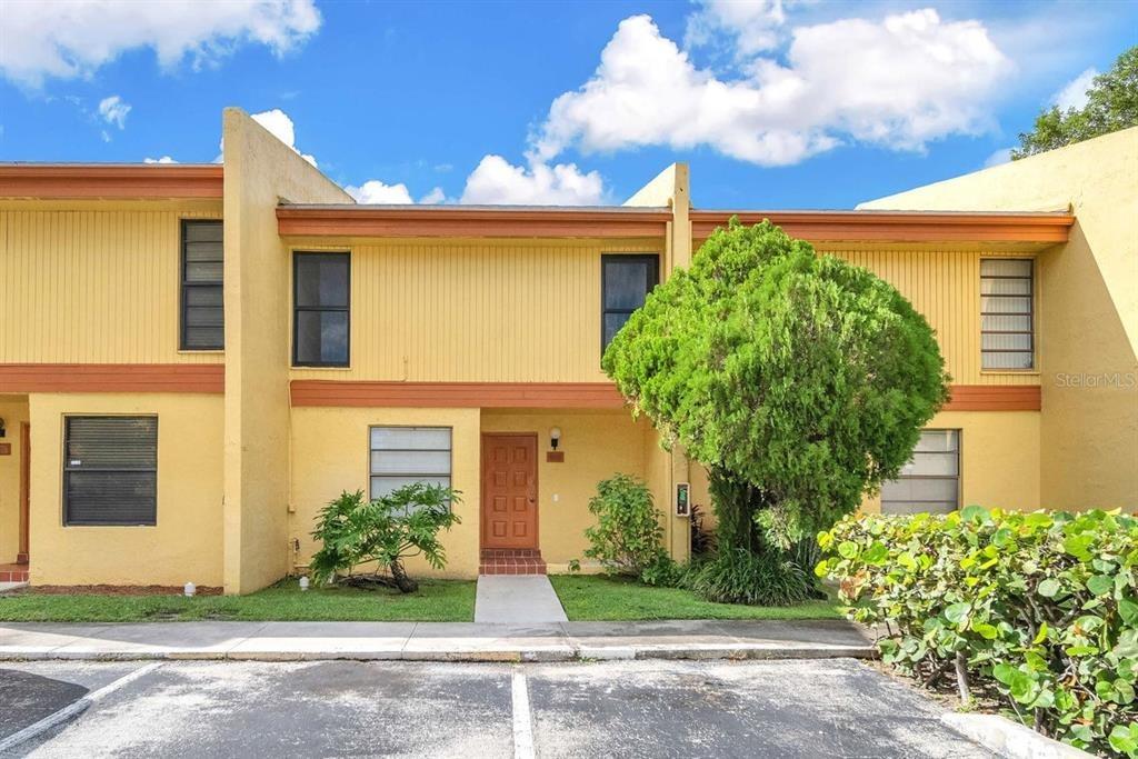 Nw 93rd Ave, Pembroke Pines, FL 33024