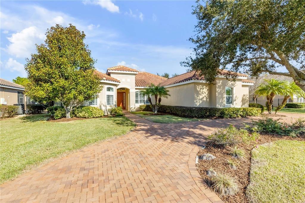 Isola Bella Blvd, Mount Dora, FL 32757