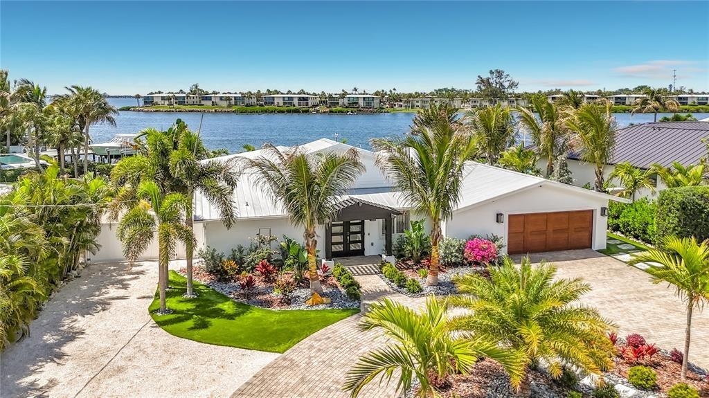 Key Royale Dr, Holmes Beach, FL 34217