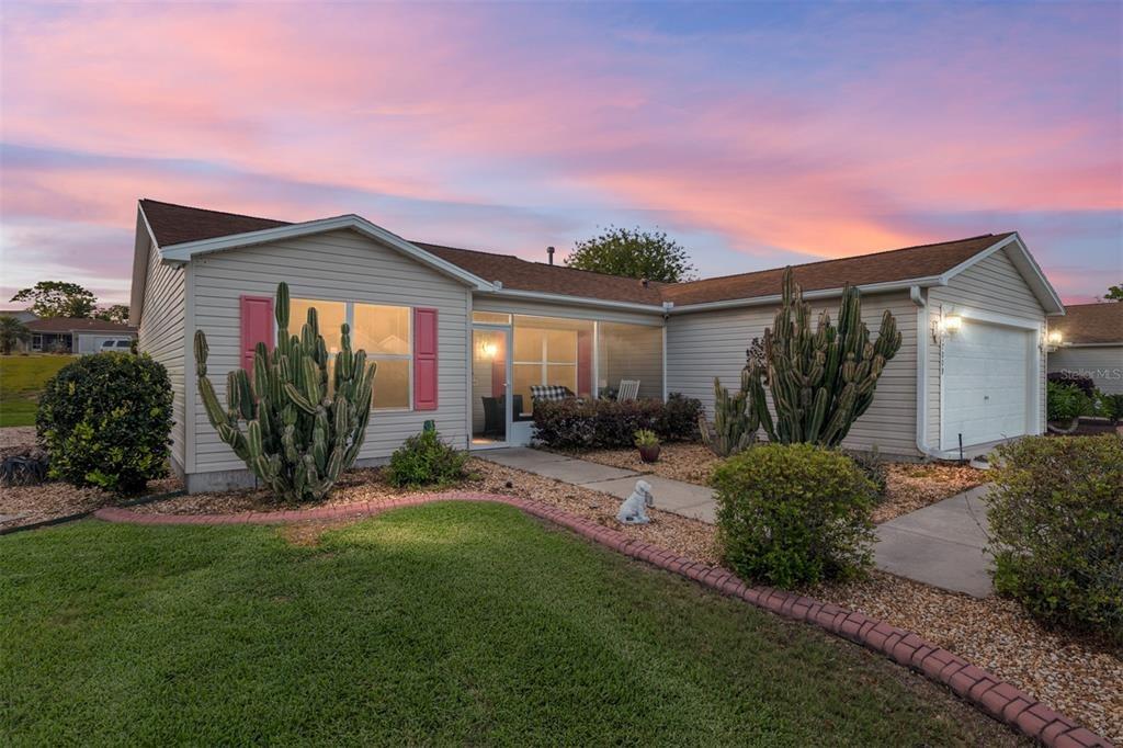 Se 96th Chapelwood Cir, The Villages, FL 32162