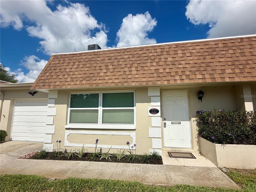 Burgundy Dr N, Pinellas Park, FL 33781