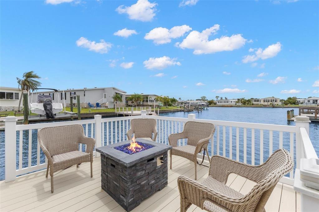 Americana Ct Ne, Saint Petersburg, FL 33702