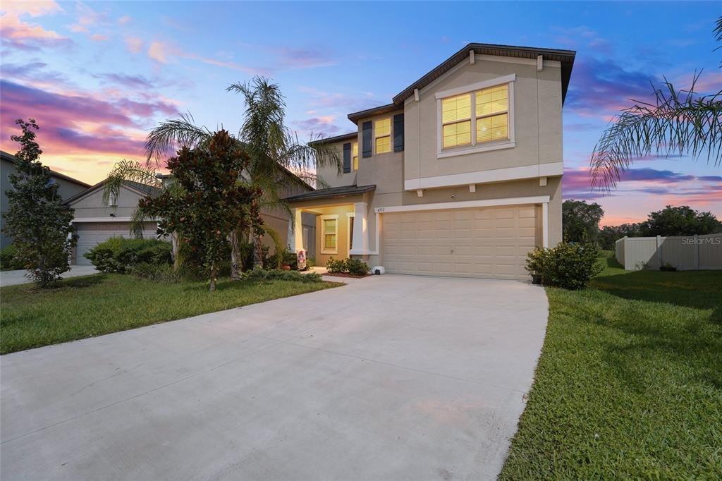 Eternal Prince Dr, Sun City Center, FL 33573