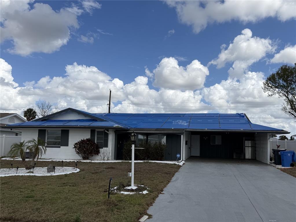 Hacienda Dr, Sun City Center, FL 33573