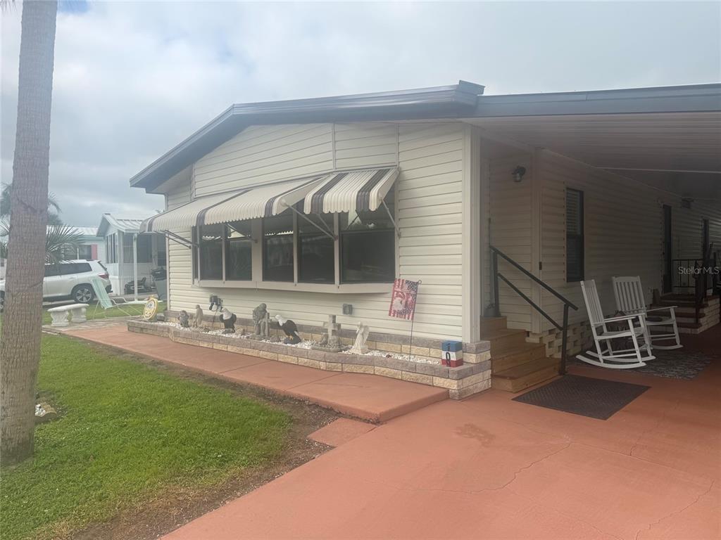 N Saint Thomas Cir, Apollo Beach, FL 33572