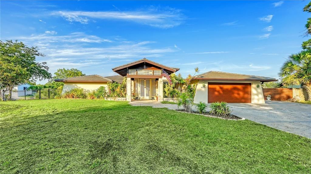 Merrimac Dr, Sarasota, FL 34231