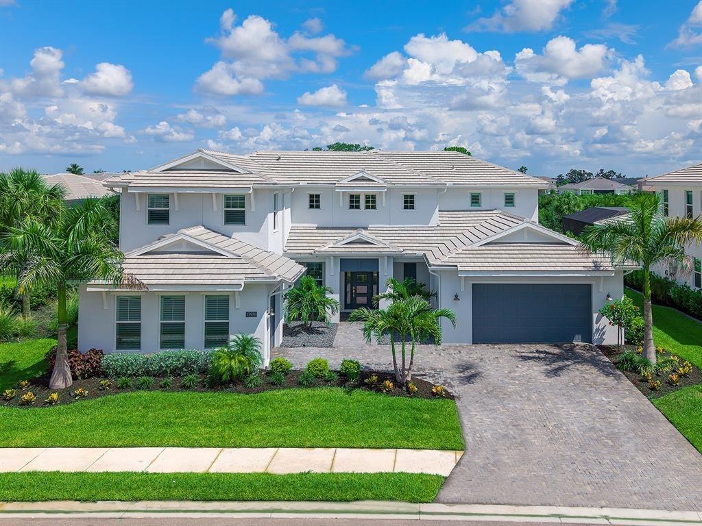 Palmiste Dr, Bradenton, FL 34202