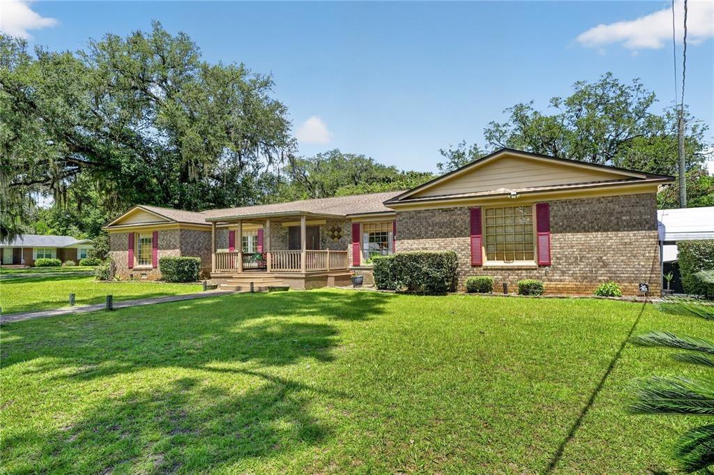 W Marion St, Chattahoochee, FL 32324