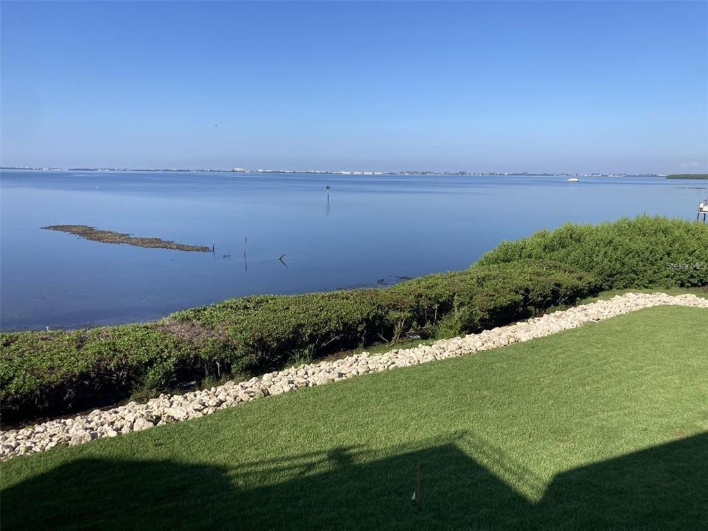 Sun Eagle Ln, Bradenton, FL 34210