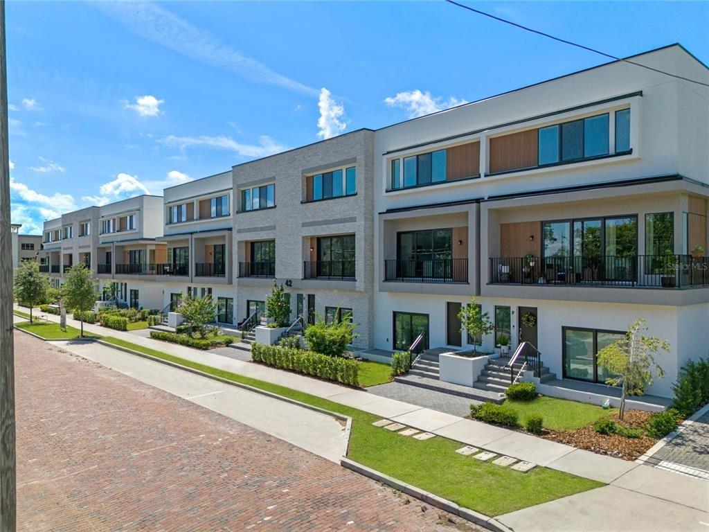 W Harding St, Orlando, FL 32806