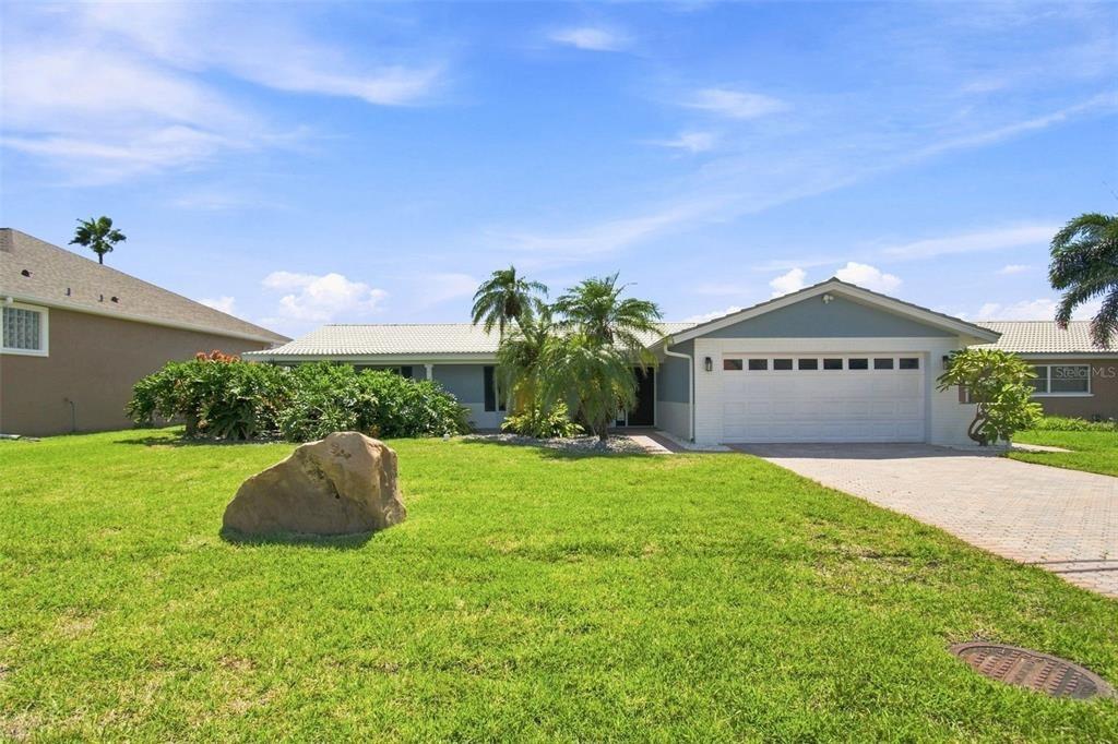 7th St E, Treasure Island, FL 33706
