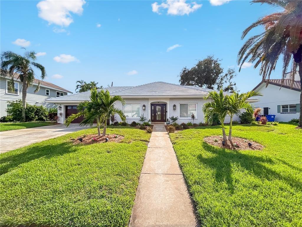 Leeland St S, Saint Petersburg, FL 33715