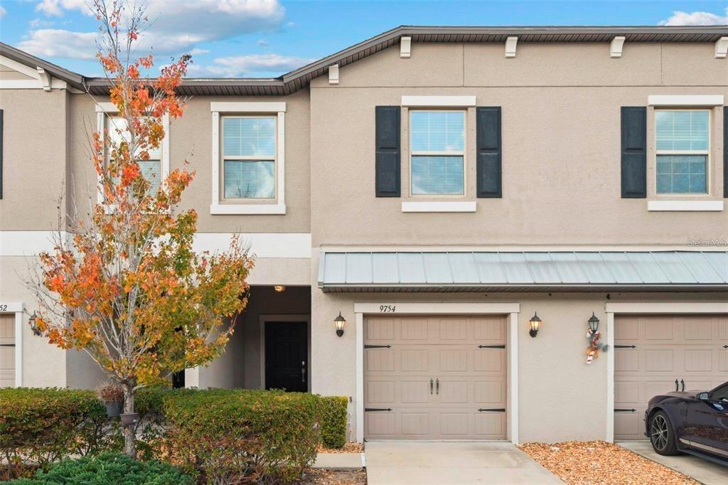 Pembrooke Pines Dr, Sun City Center, FL 33573