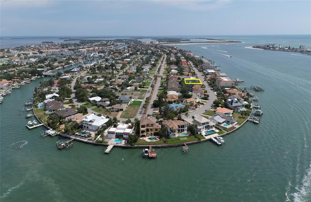 8th Ave N, Tierra Verde, FL 33715